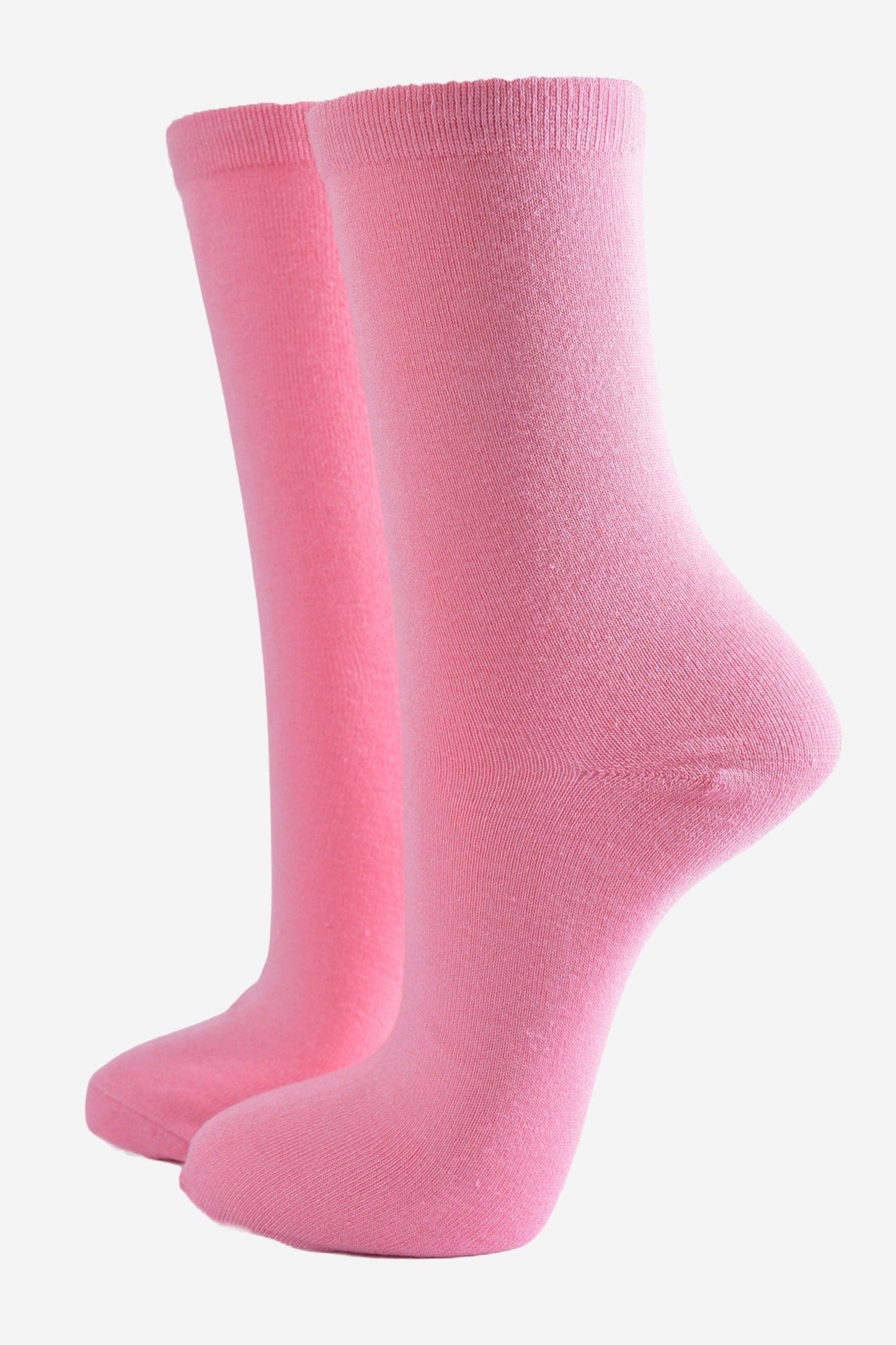 Comfortable and breathable pink bamboo socks for women, perfect for everyday wear.