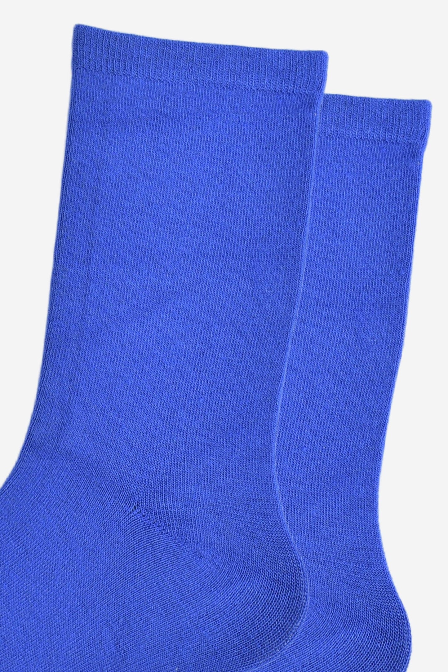 Women's Bamboo Socks and Cat Brooch Gift Set Bundle