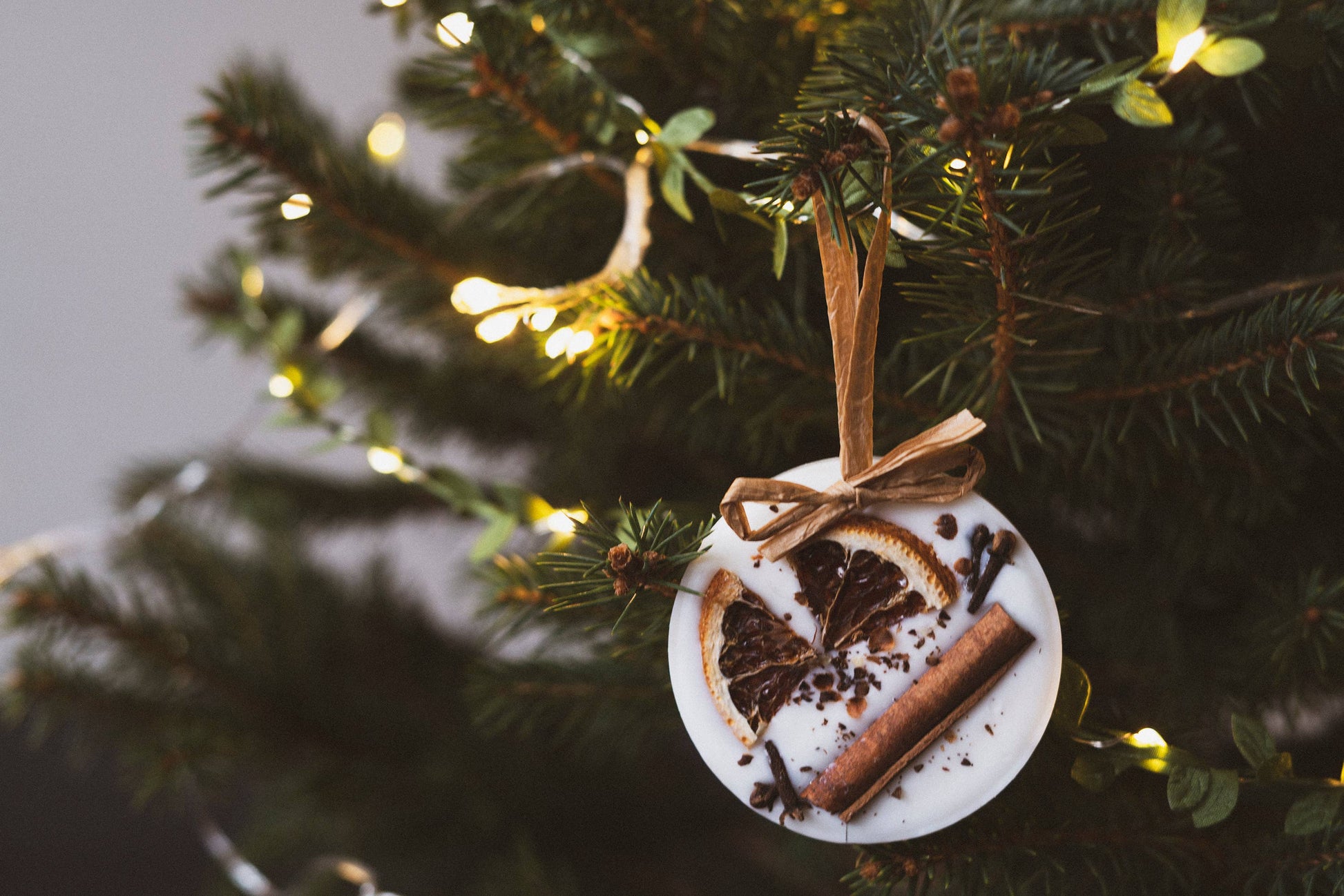 Circle Christmas Tree Decoration Wax Melt