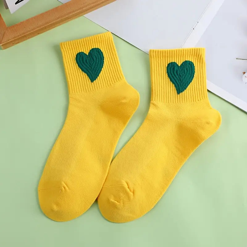 Women's Hearts Embroidery Cotton Blend Socks 5 Pairs Set