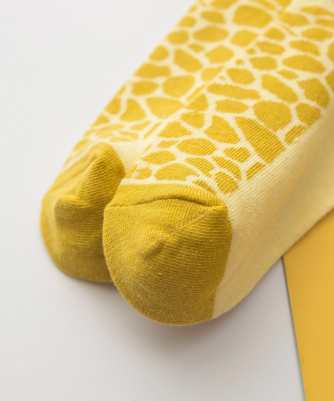 Women's Giraffe Print Cotton Blend Socks