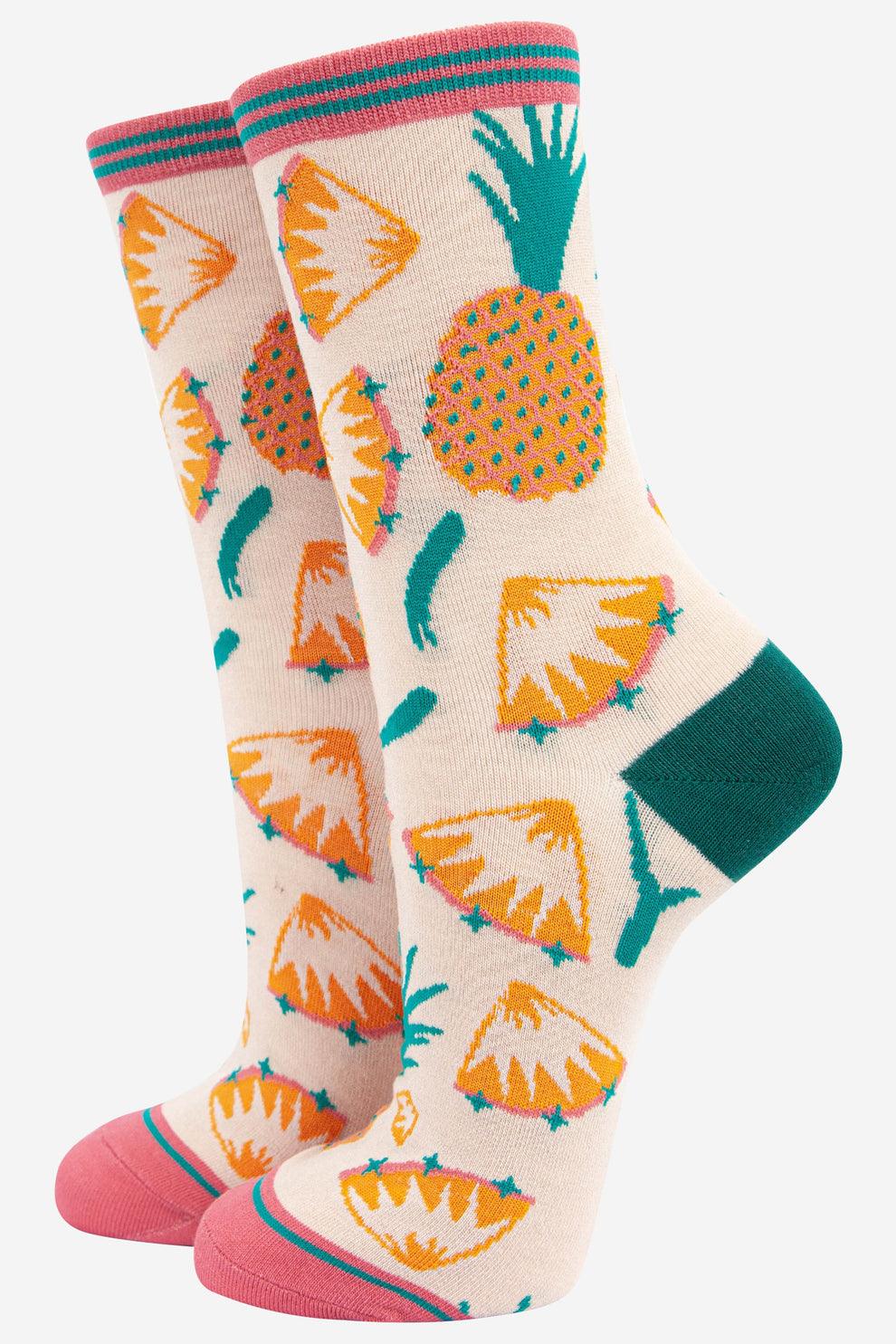 Women's Tropical Fruit Bamboo Socks Gift Set Box